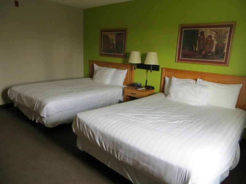 Super 8 Davenport Hotel Екстериор снимка